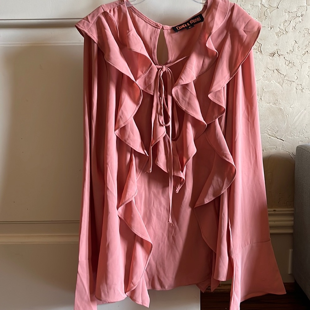 beautiful ruffle peach blouse!